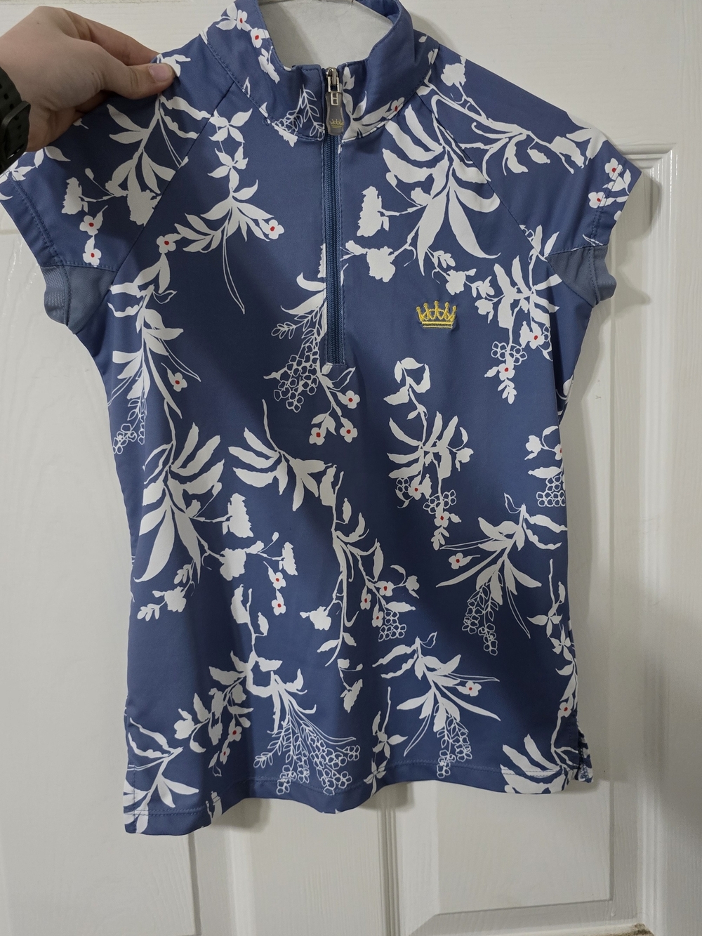Girls Kastel Denmark Blue Floral Sleeveless Shirt - Size M